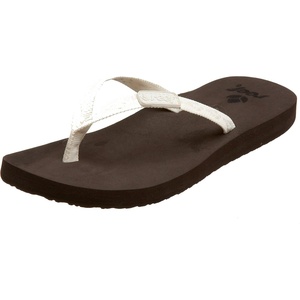 image:imageREEF Womens Ginger Beach Flip FlopsBrownWhite